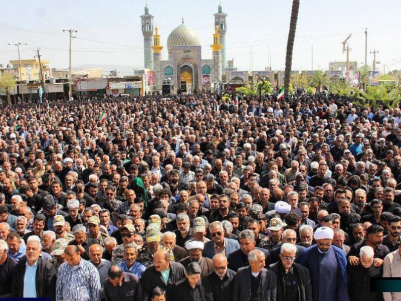 تشییع باشکوه شهدای (جنگ رمضان) در فسا