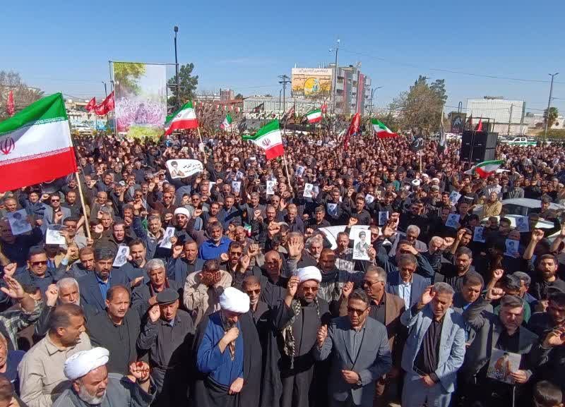 برگزاری راهپیمایی اعتراضی مردم فسا پس از نماز جمعه